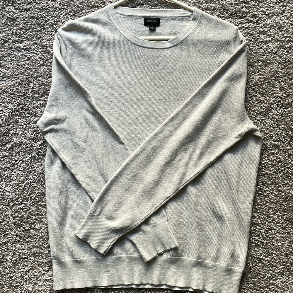 J. Crew - men’s large - gray light weight sweater